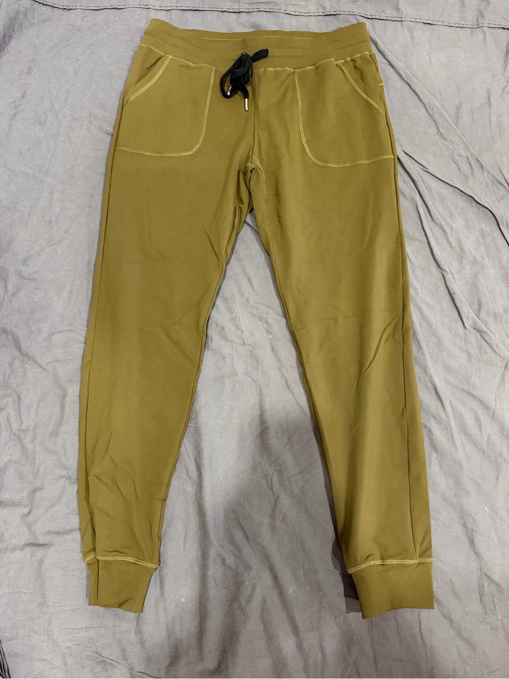 Women’s Olive Green Unwind Jogger